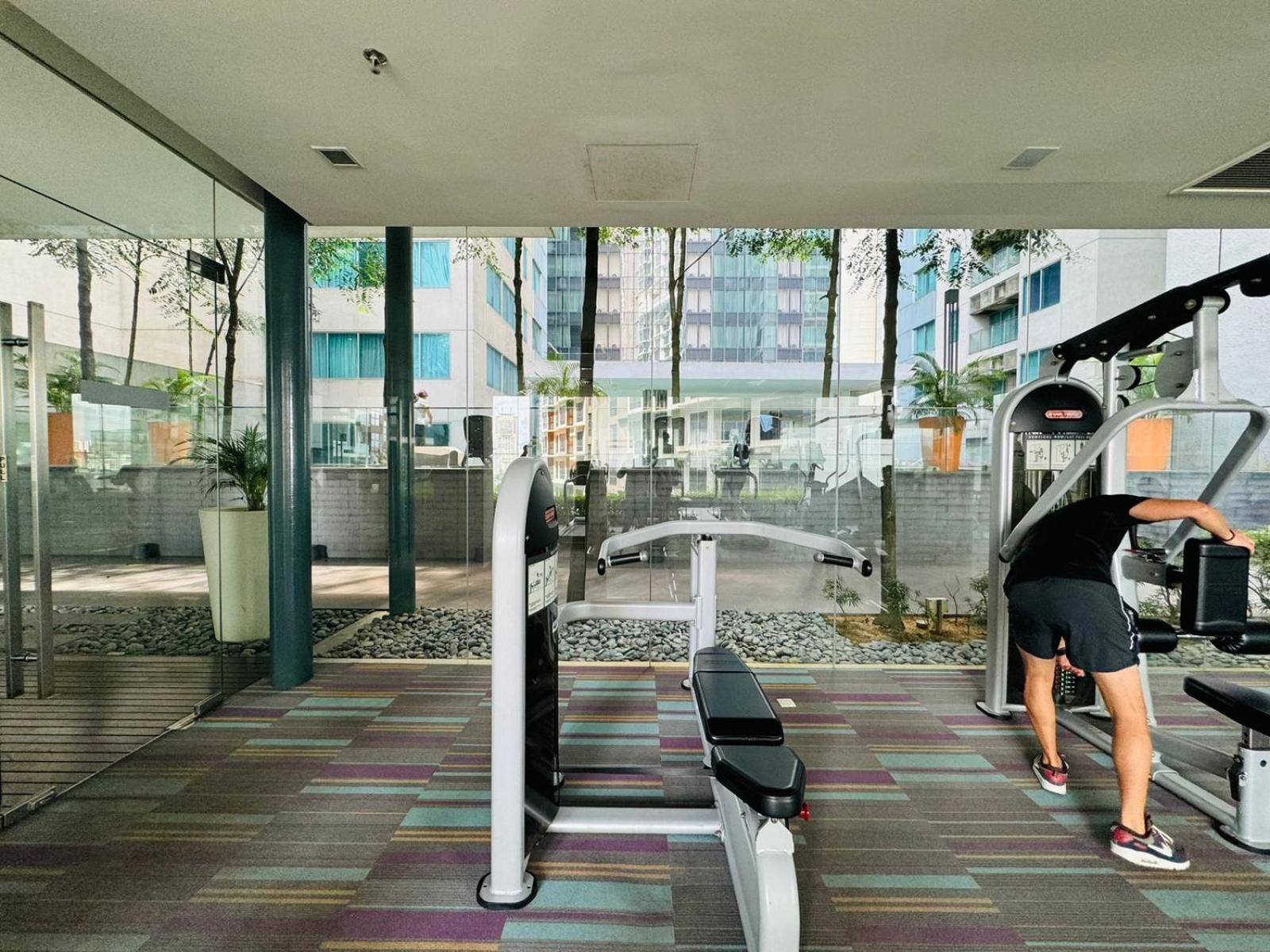 Summer Suites Klcc By Homestay Kuala Lumpur Exterior foto
