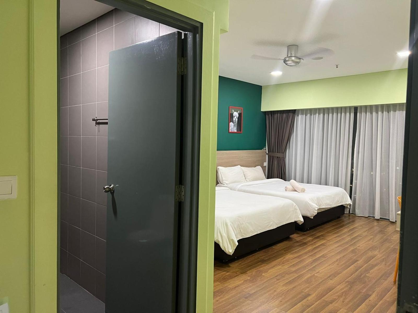 Summer Suites Klcc By Homestay Kuala Lumpur Exterior foto